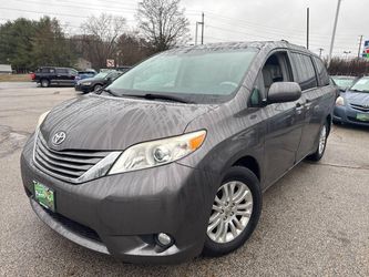 2012 Toyota Sienna