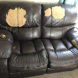 Two seater recliner with foot rests all electric