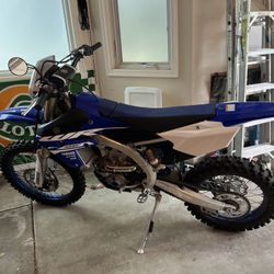 Yamaha 450  Street Legal Dirt Bike