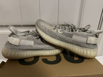 Yeezy 350 V2 "static"