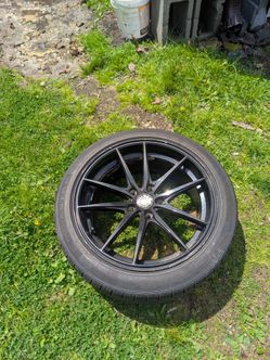 One rims good condition size 18 x8 5 x114.3 pattern
