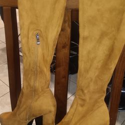 Size 8 boots