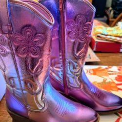 Madden Girl Metallic Boots, Size 4