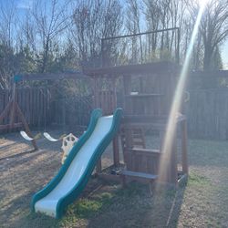 Free Playset 