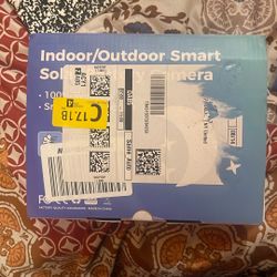 Indoor/outdoor Smart Solar Battery Camera 
