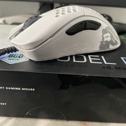 Glorious Model-D / Glossy White