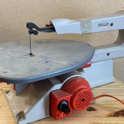 Scroll Saw Tool Ridgid 500 to 1700 RPM, 1.2 Amp, 60hz, 120volt. Works perfect . West Boca.