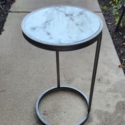 Small Outdoor Table  Needs New Top