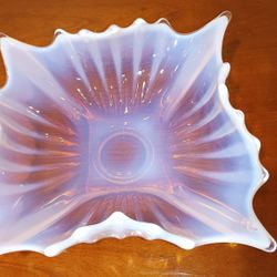 Vintage Fostoria Heirloom Bowl Pink Opalescent Glass 7"x7" Dish