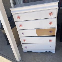 Free Dresser