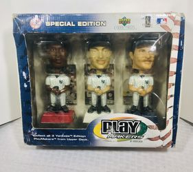 2002 Upper Deck Play Makers Bobble Head 3 Set with Derek Jeter, Jason Giambi and Bernie Williams from the MLB New York Yankees