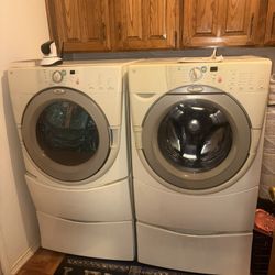 Whirlpool Washer & Dryer Set