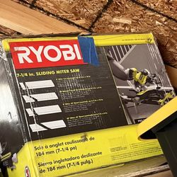 RYOBI SAW