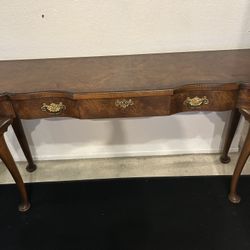 BEAUTIFUL HIGH END  HEKMAN BREAKFRONT TABLE SAVE A HUGE BUNDLE 