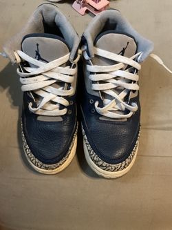Air Jordan 3 Retro Navy Blue Sneakers