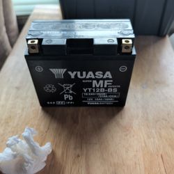 60$ YUASA SUPER MF YT12B-BAS / 210A(CCA) 12V 10Ah 10Hr