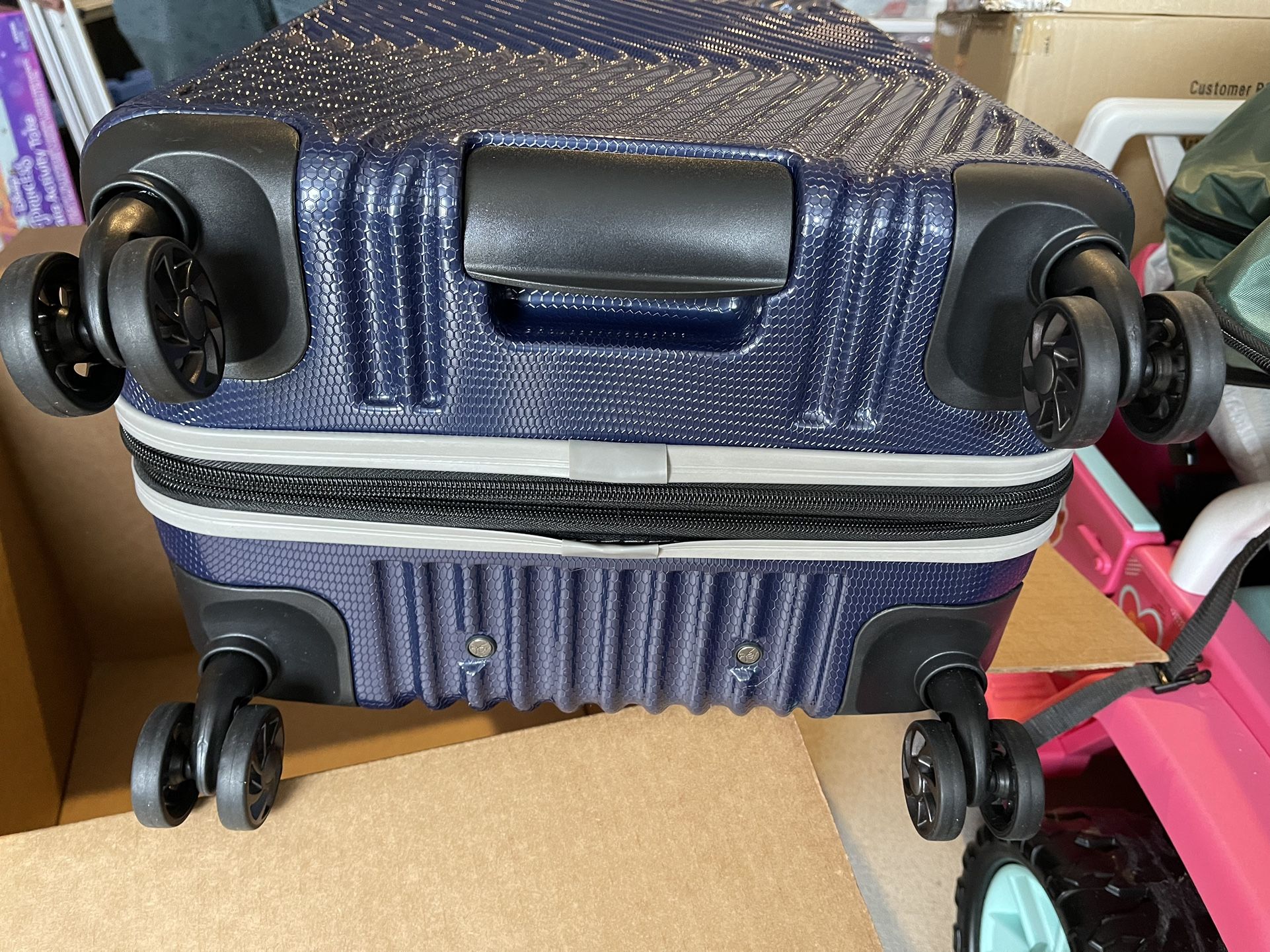 Penguin Luggage