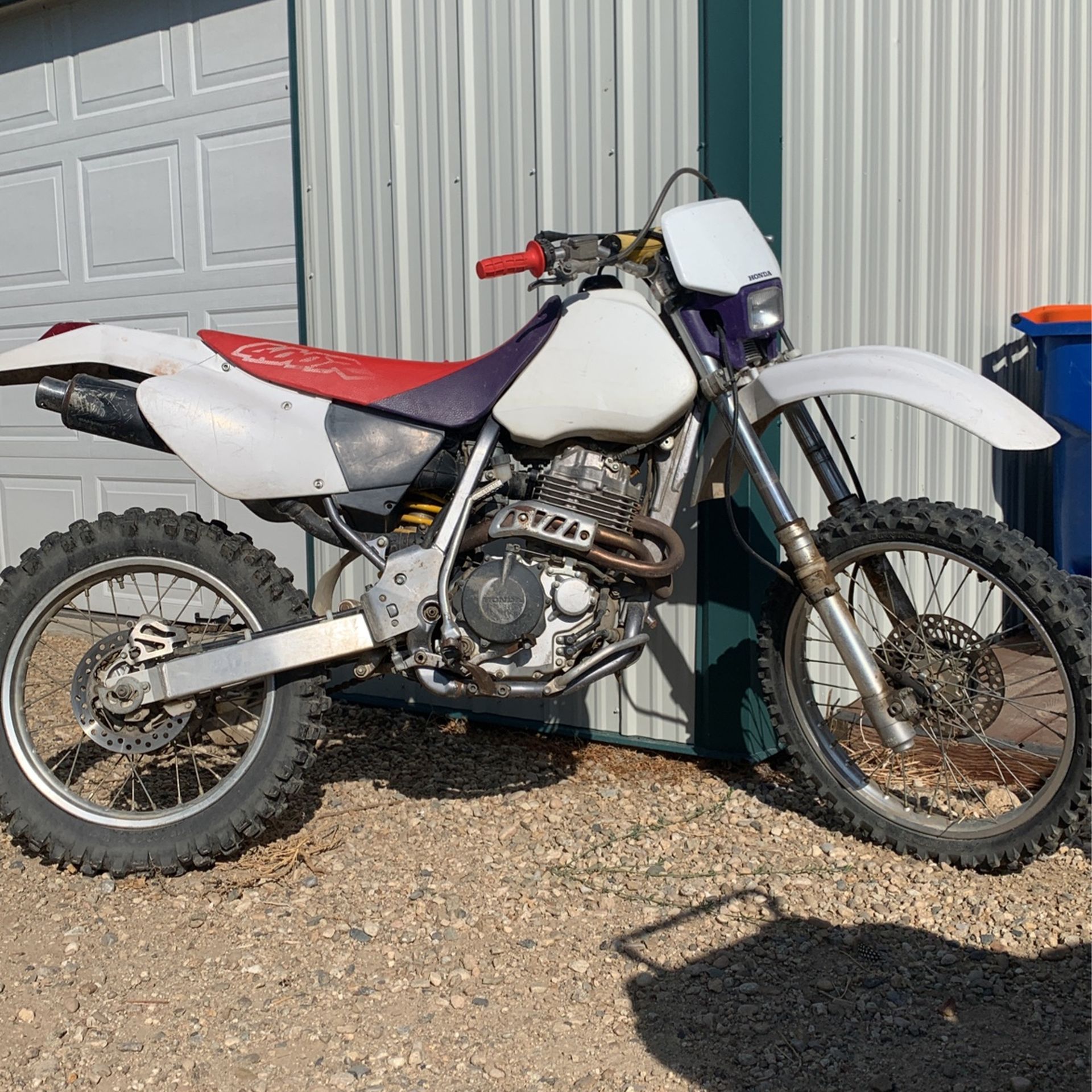 xr400r dirt bike