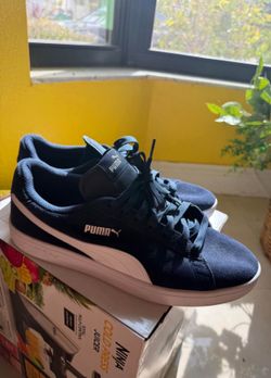 Puma Sneakers size M11