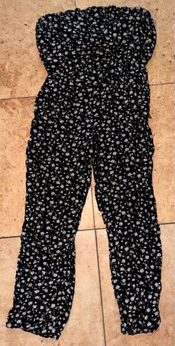 Ivy + Main Black Floral Smocked Tube Jumpsuit Size L Tillys Wide Leg