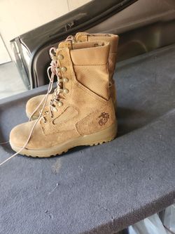 Work boots size 6R
