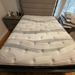 Queens Size Mattress lightly used $300 retail $1,500