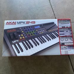 Akai MPK 249 