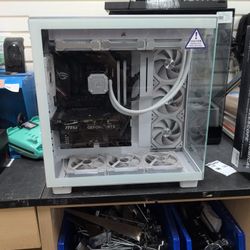 Gaming PC, Curved Monitor