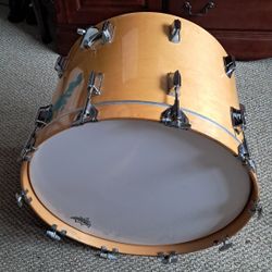 REMO AMBASSADOR BASS DRUM