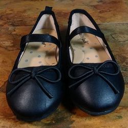 Toddler Girls Nora Slip On - Flats Shoes • Cat & Jack  • Black Color Ballerina Flats • Size 5 - T • #-RN -17730 .

Trl
