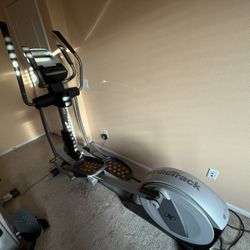 NordicTrack E7.1 Elliptical