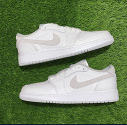 Jordan 1 Low “neutral Grey” Size 5.5y/7w