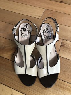 Sandals For Women
