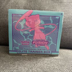 Pokémon Center Fusion Strike ETB