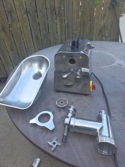 Meat grinder
