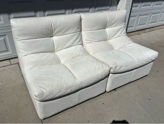 CHATEAU D'AX SPA White Couch Sofa Chairs Good Condition