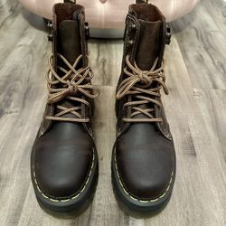 Dr. Martin Platform