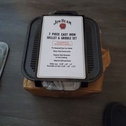 Jim Beam Cast Iron Skillet And Griddle Set