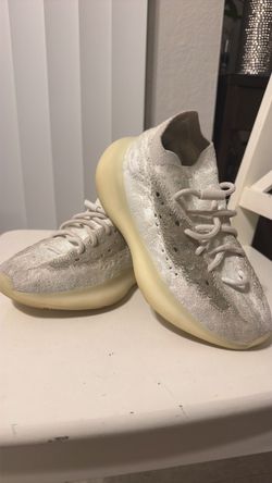 Adidas  Yeezy