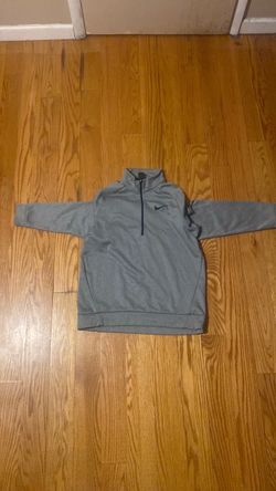 Dri-fit Nike quarter zip size:Large