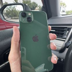 iPhone 13 (unlocked)