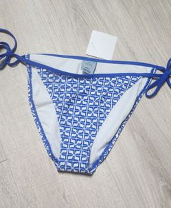 women's binded geo print low rose side tie medium coverage bikini bottom 
color blue white
size medium 
Condition brand new 
no returns 
Feel free to 