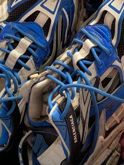 USED PAIR OF BALENGIAS 