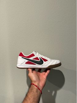 Size 11 - Nike Gato Soccer - NEW