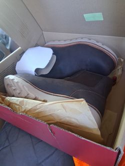 Red wings steel toe work boots size 9 new