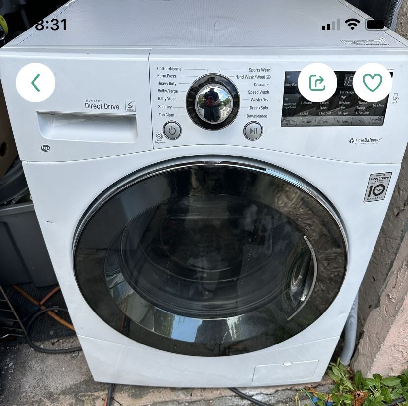 LG Washer And Dryer 2 In 1 Combo Working Good