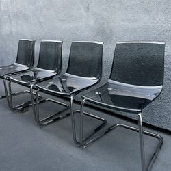 Beautiful 🤩 IKEA Tobias Chairs (Set of 4) Clear Smoke Gray Lucite Chairs 