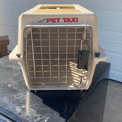 pet carrier