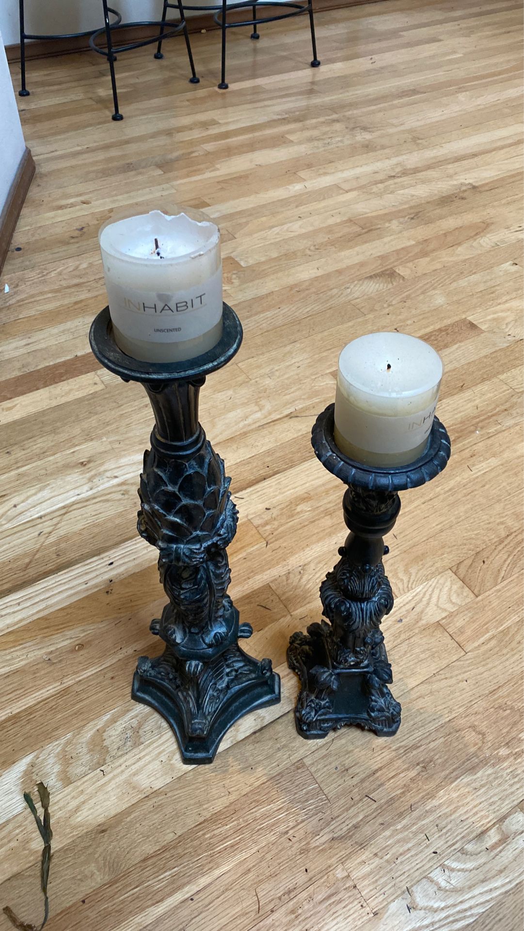 2 candle holders