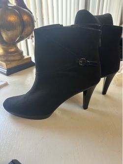 Stuart Weitzman Boots